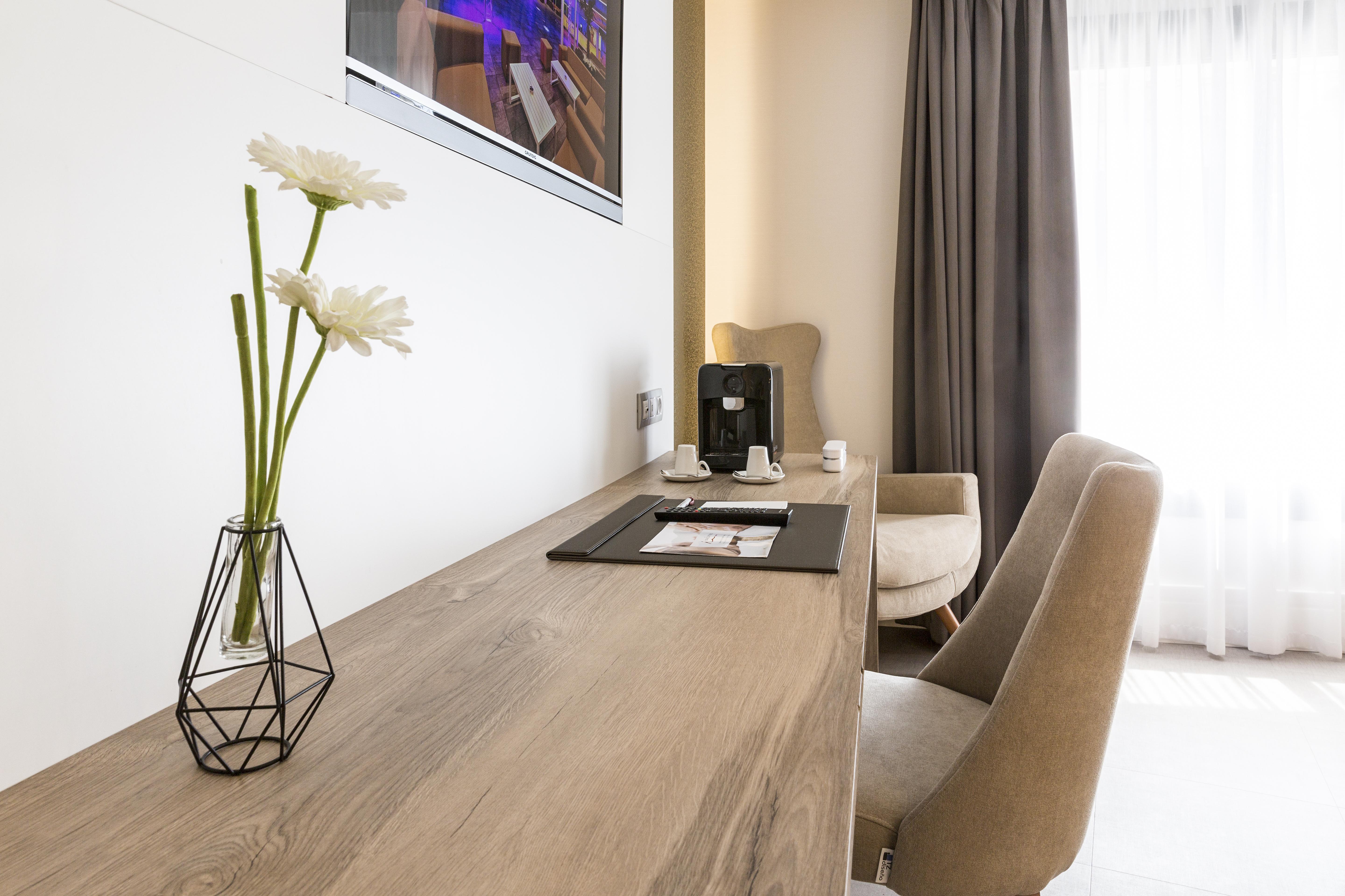 Hotel & Spa Ciudad De Binefar Luaran gambar